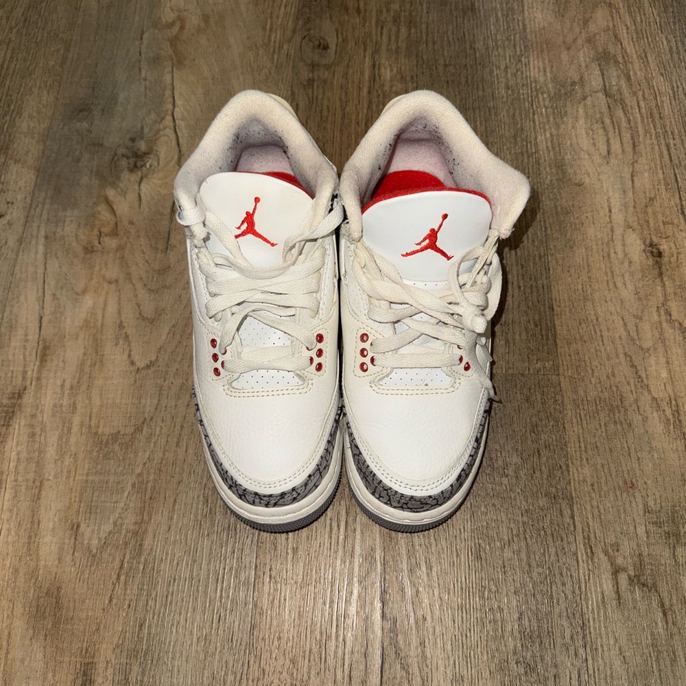 Jordan 3 “White cement reimagined” size 4Y